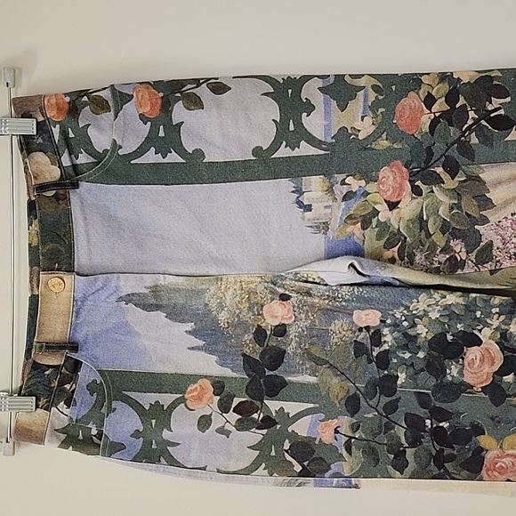St John Sport Rare Floral  Castle Country Print Straight leg Denim Pants Size 8 - Picture 3 of 14